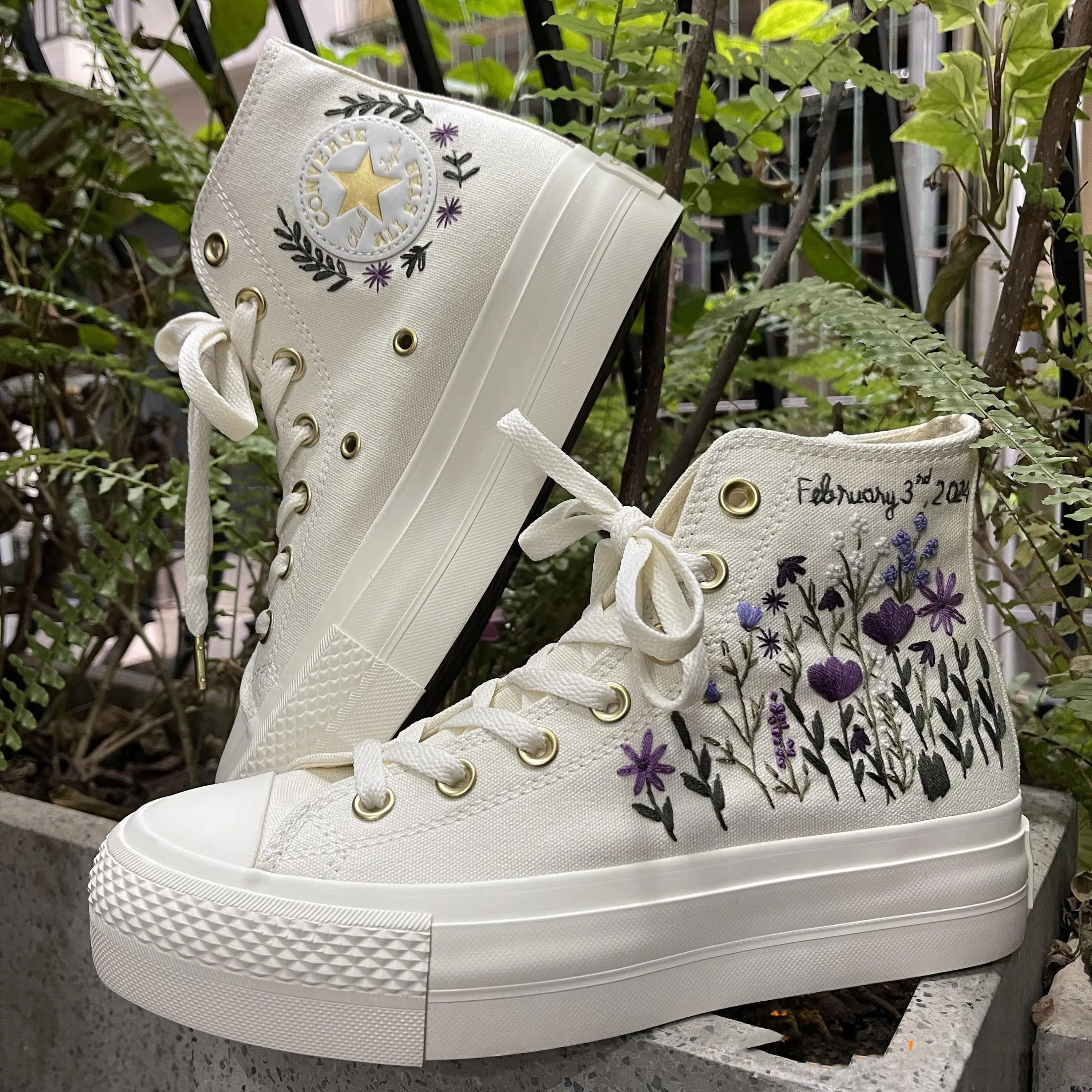 Wedding shoes Converse Platform high top embroidered flower