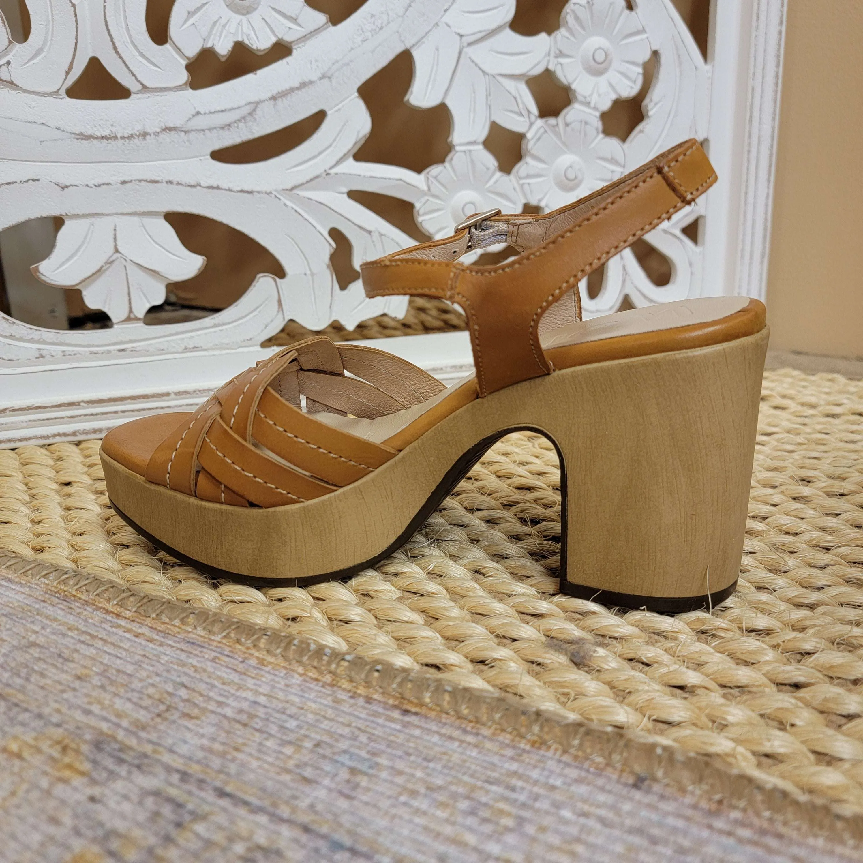 Wonders - L-1010 - Cognac